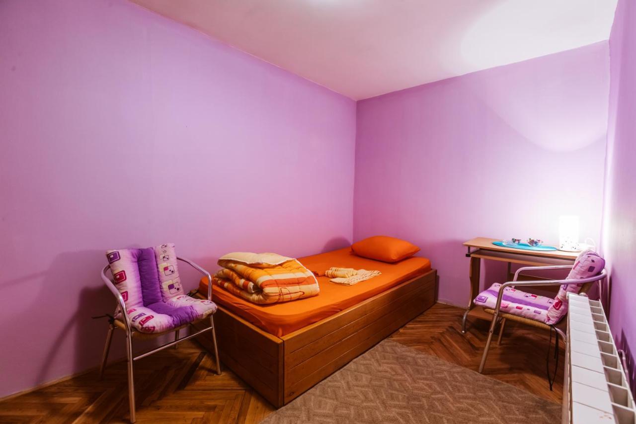 Hostel Laufer Novi Sad Exterior foto